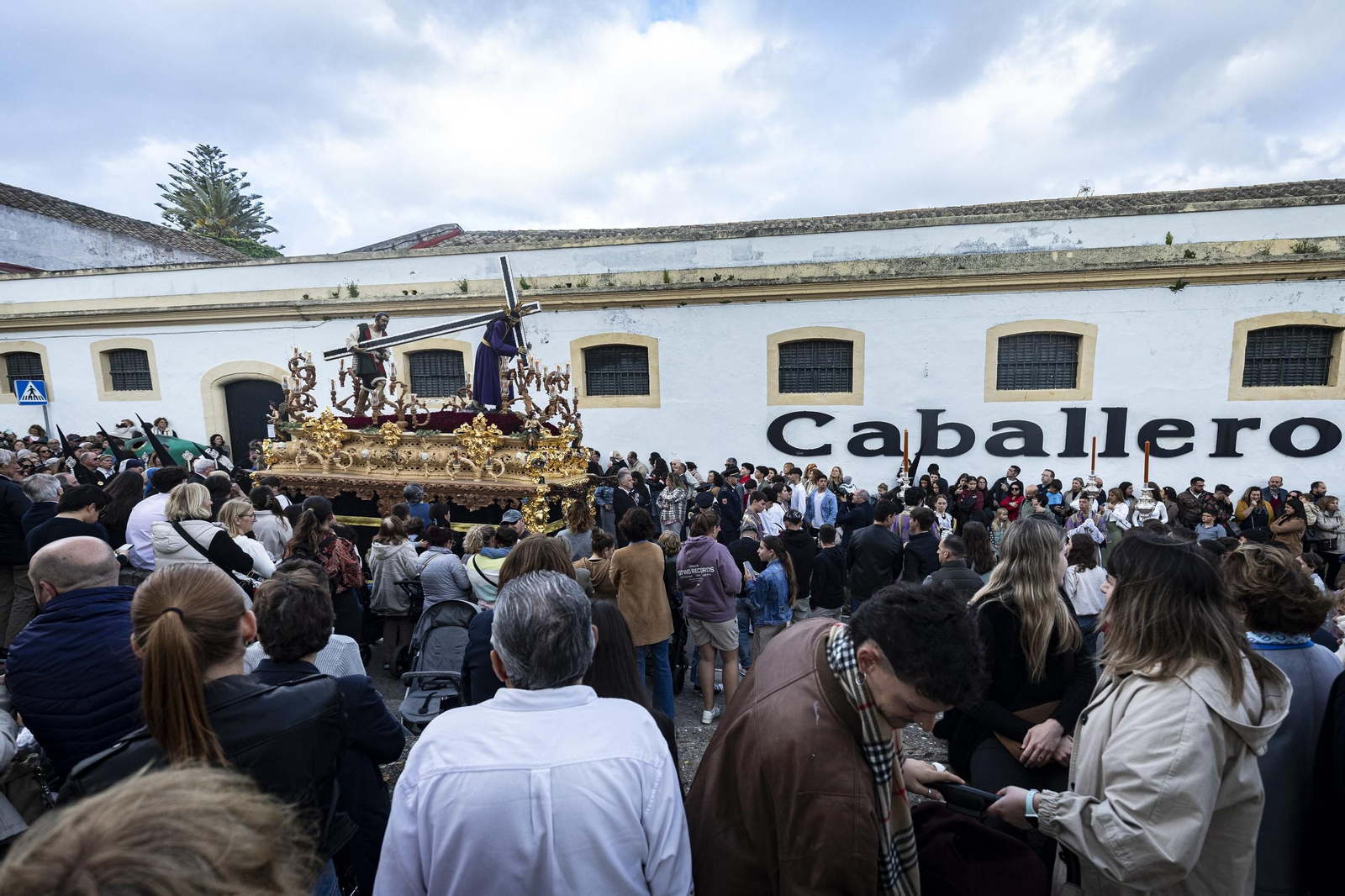 Las imágenes de Afligidos de El Puerto en el Lunes Santo de la Semana Santa 2025