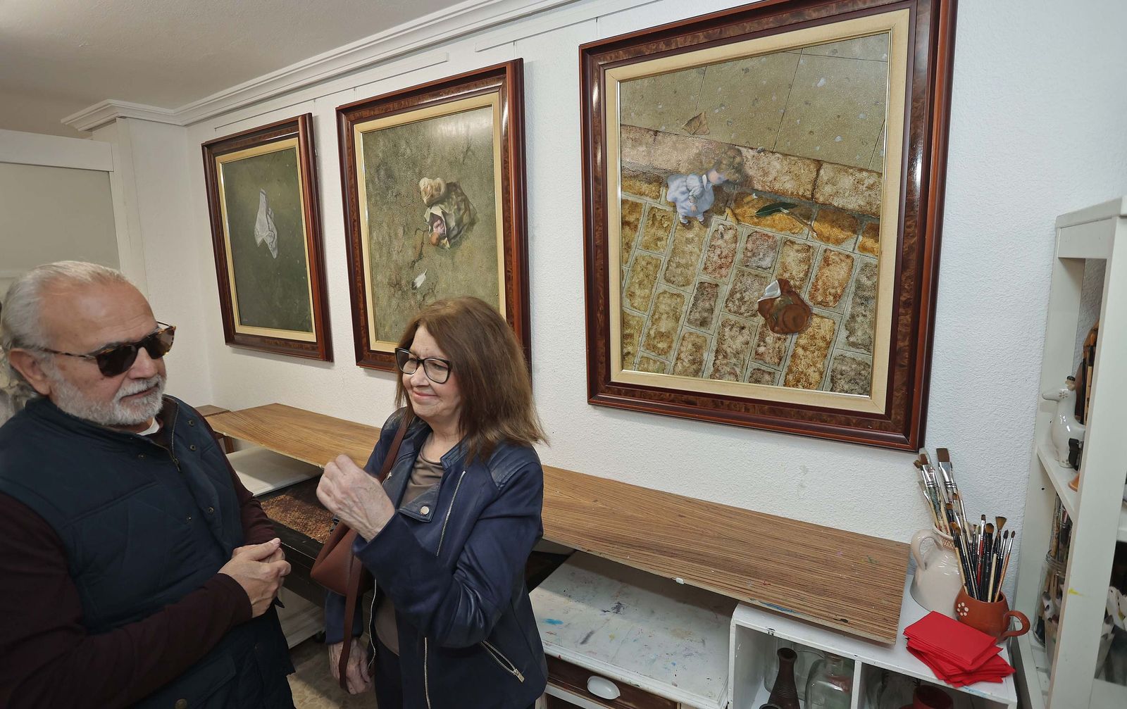 Fotos de la exposición de Juan Zahara en la asociación cultural Alarte de Algeciras