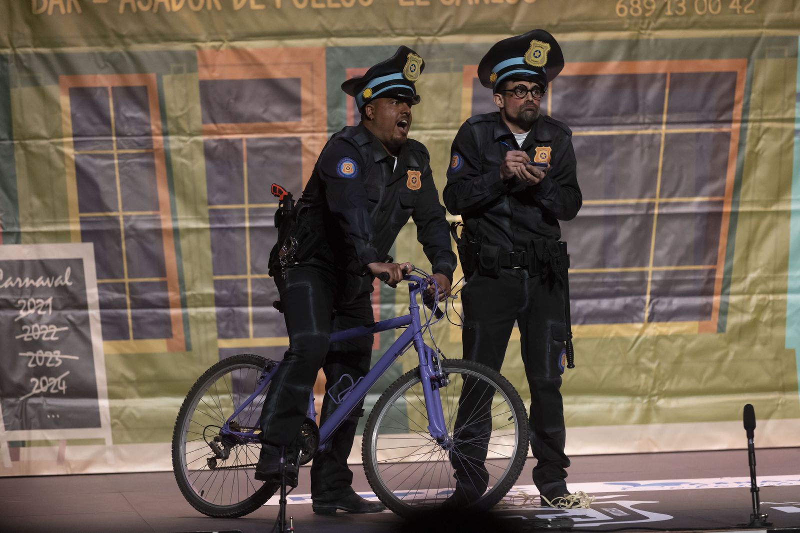 Imágenes de la actuación del cuarteto de Huelva “La F.O.P.A.C.” en la Final del Carnaval Colombino