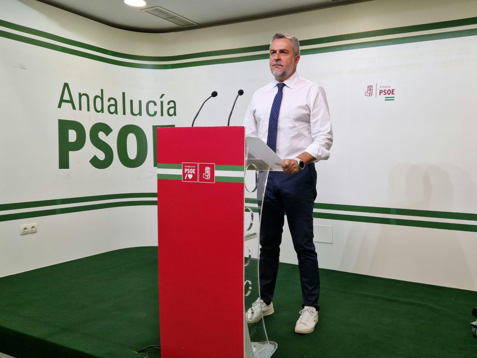 El secretario general del PSOE de Almería y diputado en el Congreso, Juan Antonio Lorenzo Cazorla.