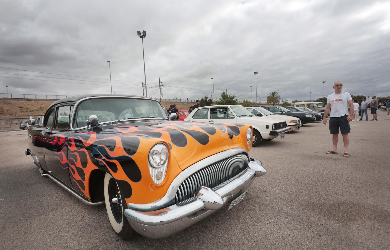 Protesta de coches clásicos e históricos en Jerez