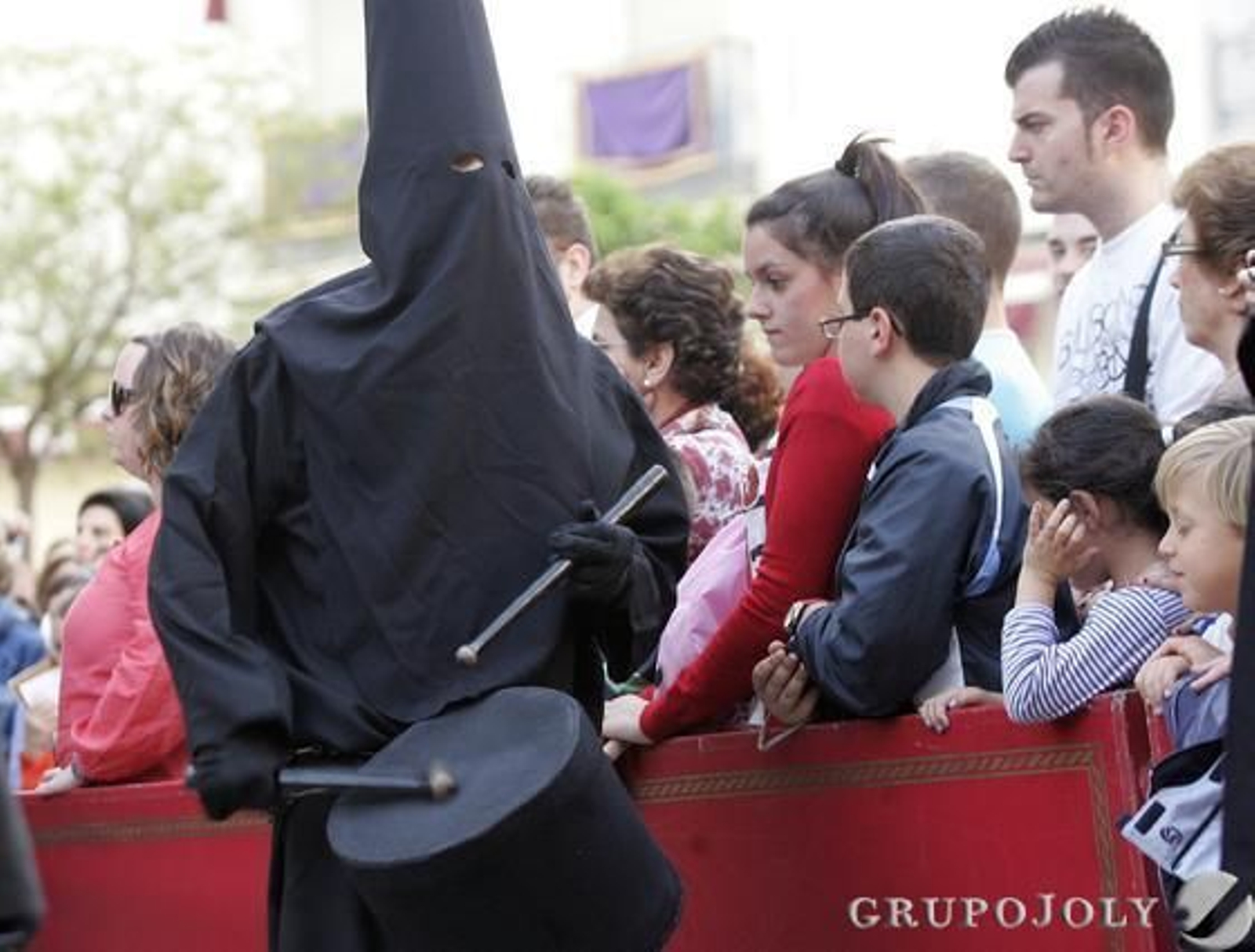Hermandad del Vía Crucis. / Óscar Barrionuevo