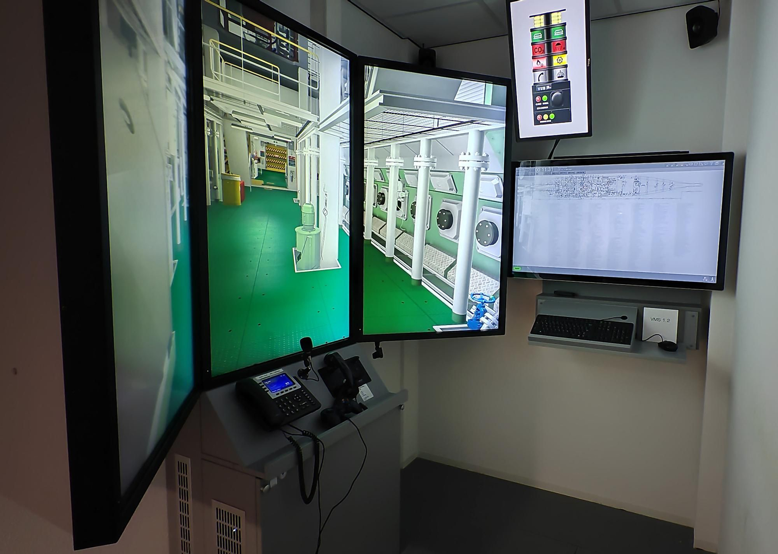 Simulador de la sala de máquinas en el CSMART