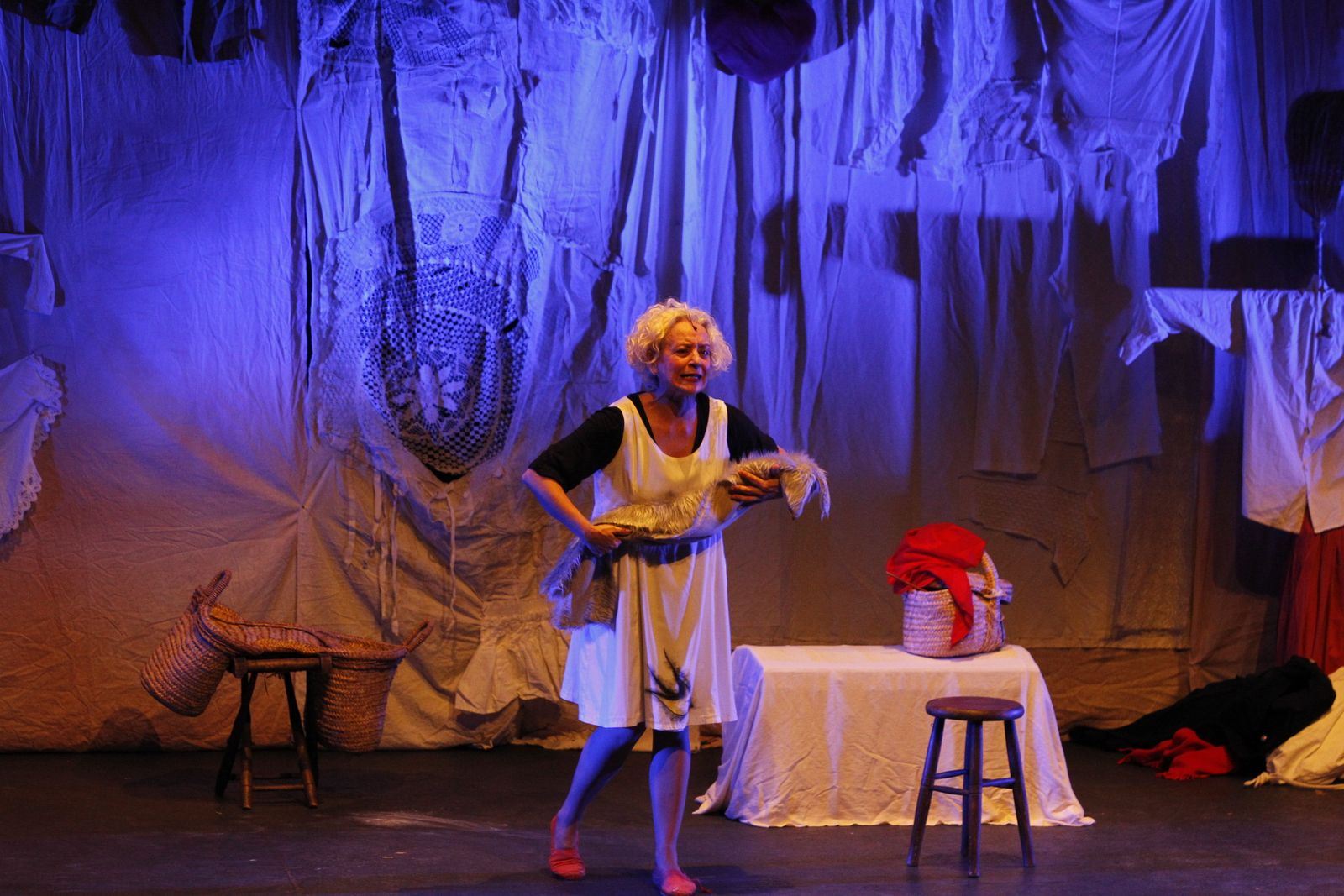 Fotogalería Festival Teatro El Ejido. Obra "El Desván de los Hermanos Grim"