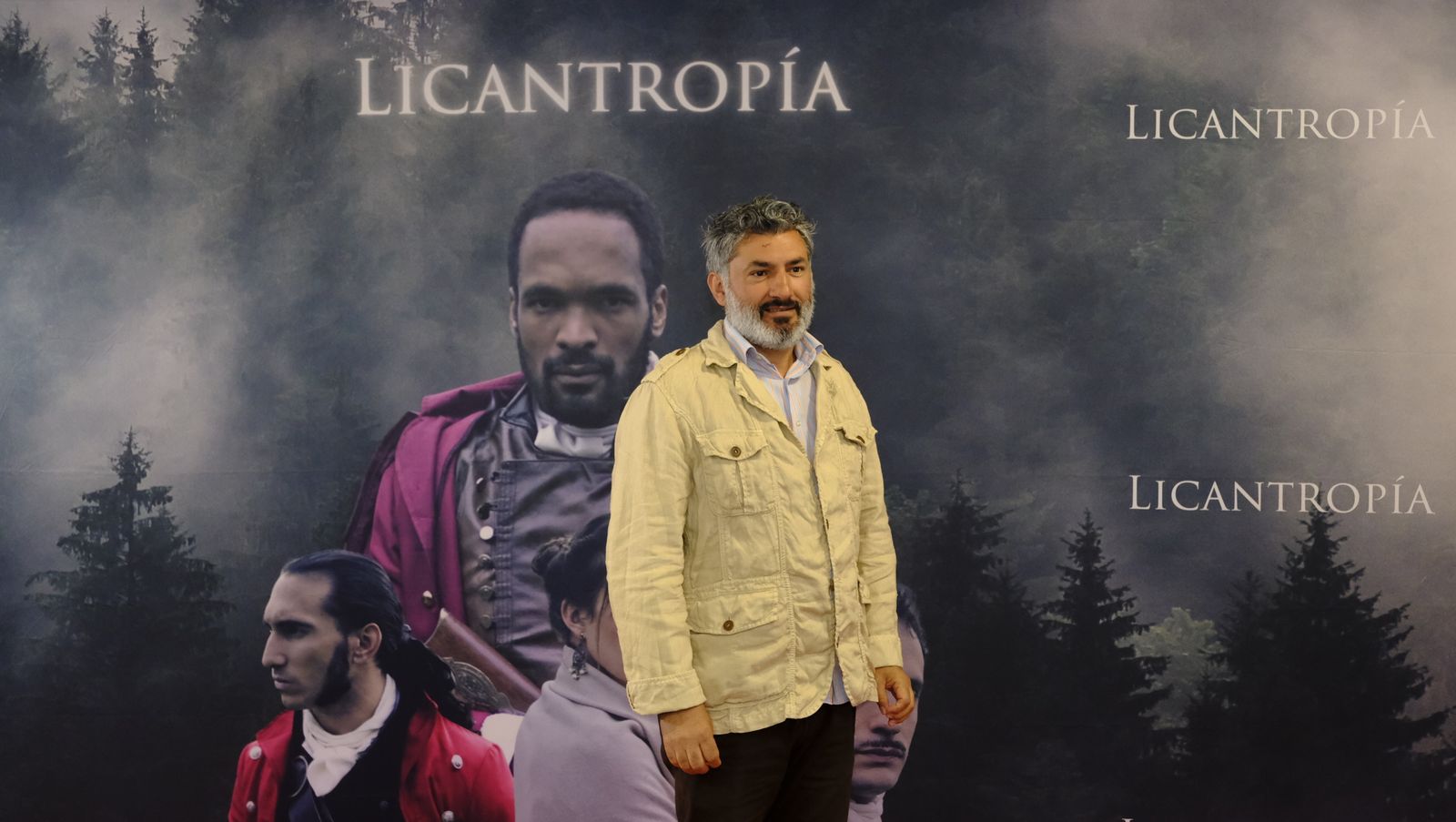 Imágenes del estreno en Almería de la película Licantropía