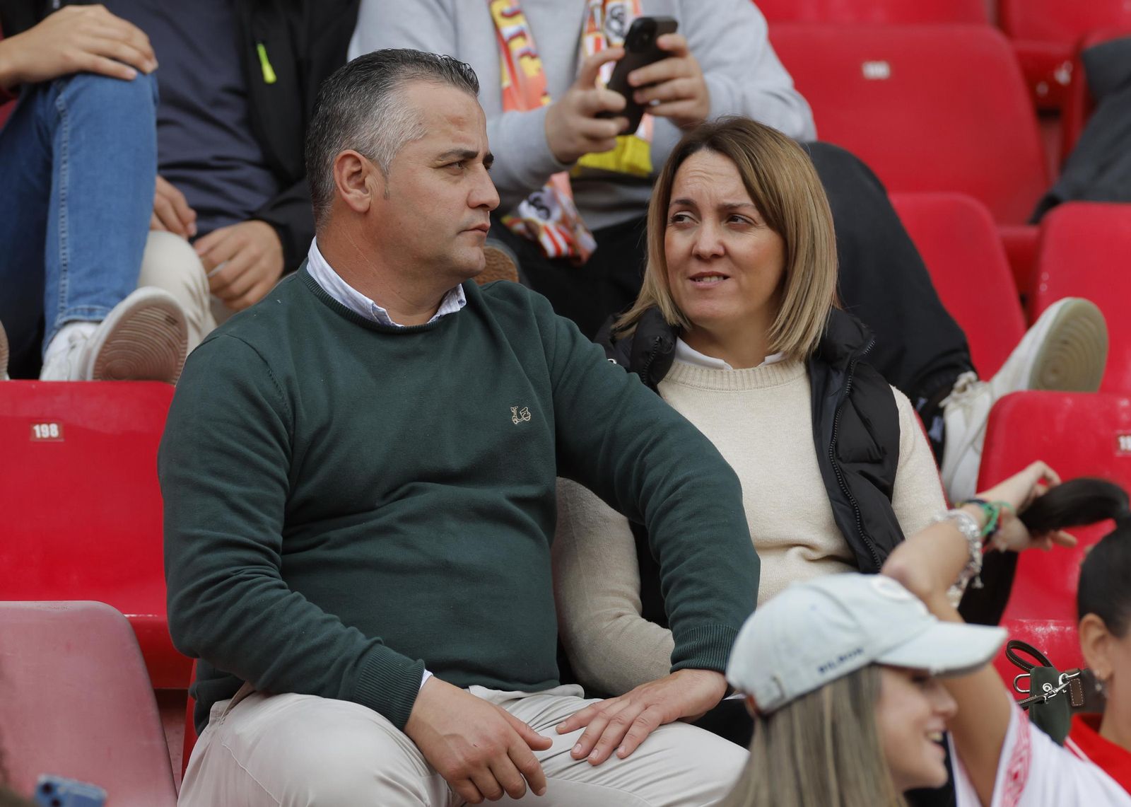 Búscate en las fotos del Sevilla fc - Rayo