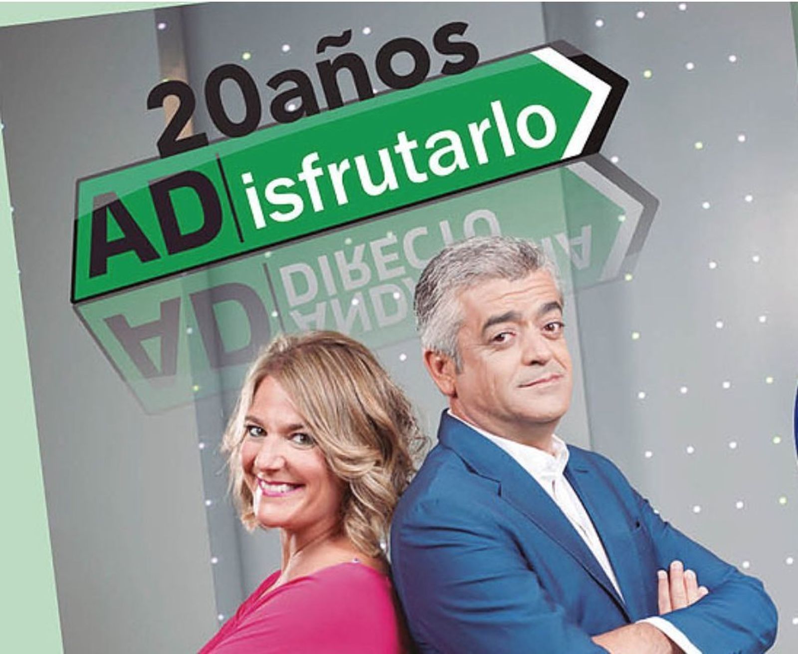 Portada de 'ADisfrutarlo', con Paz Santana y Modesto Barragán.