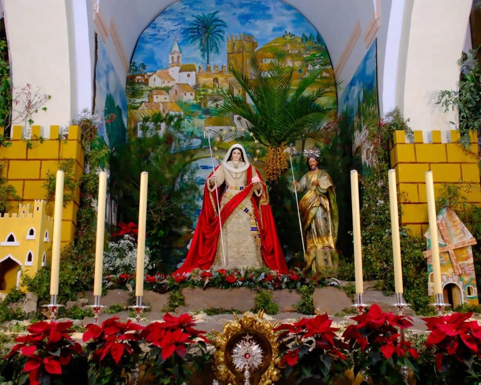 La Virgen del Rosario de Carrión en el altar mayor de San Martín