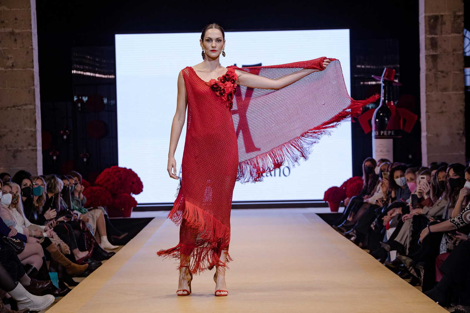 El desfile de Ángeles Verano en la Pasarela Flamenca de Jerez, todas las fotos