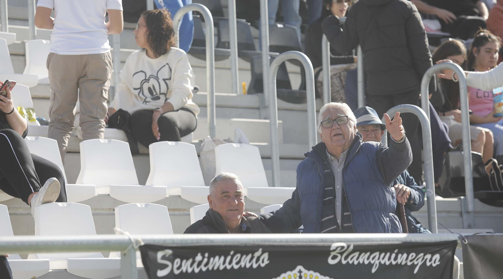 Búscate en el Ciudad de La Línea durante el Balona-Almería B de Segunda Federación