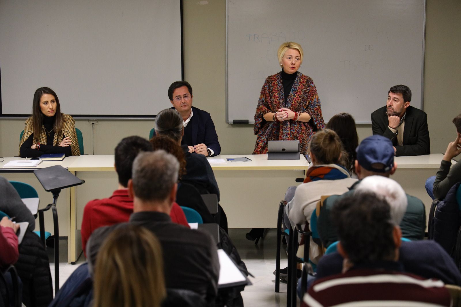 Eloísa Cabrera, durante su intervención en la reunión informativa.