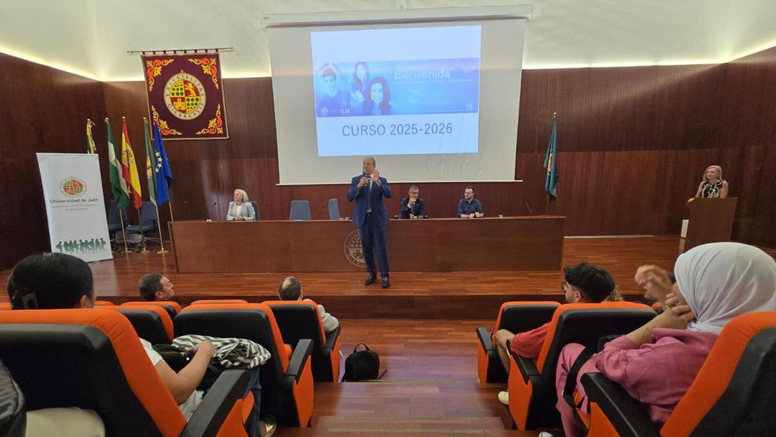 Nicolás Ruiz, durante su intervención en el acto de bienvenida.