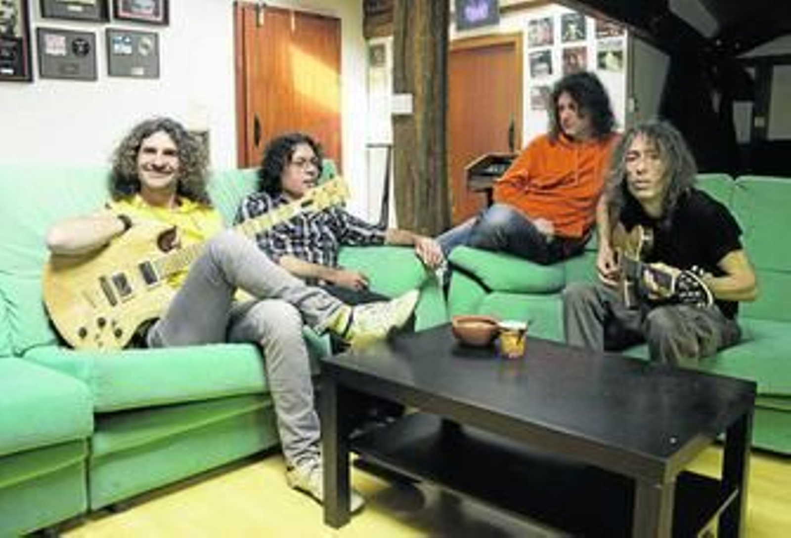 De izquierda a derecha, los componentes de Extremoduro: Iñaki 'Uoho' Antón, Miguel Ángel Colino, José Ignacio Cantera y Roberto Iniesta.