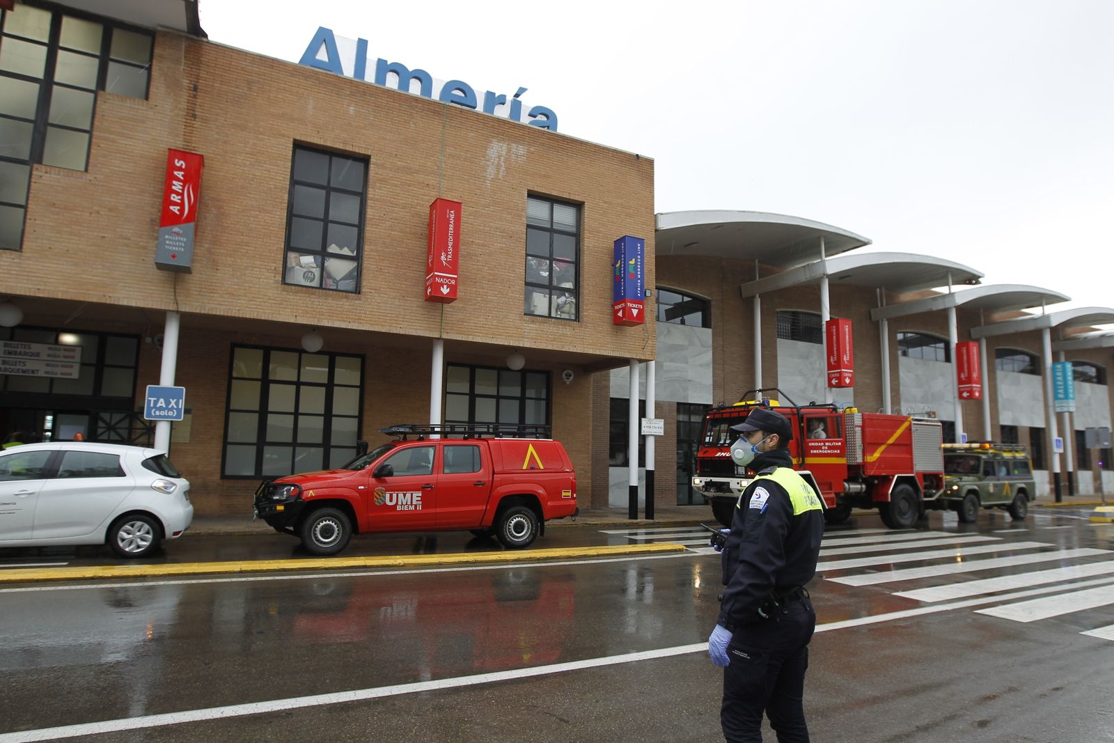 Fotogalería Coronavirus. Actuación UME en Almería.