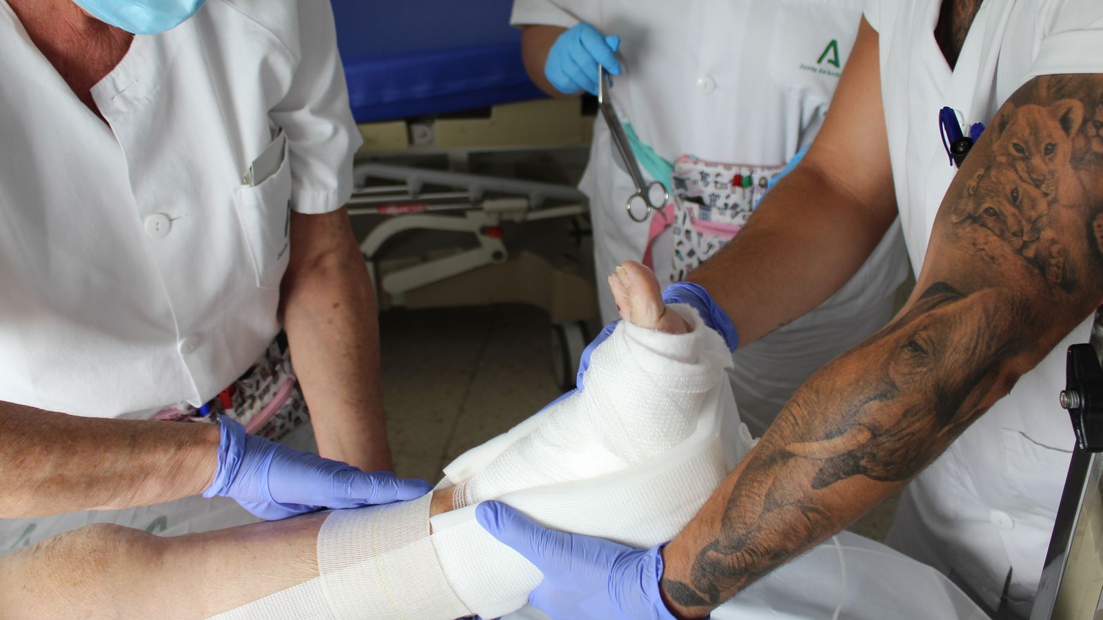 Cuidados de los TCAE en el hospital Infanta Elena.