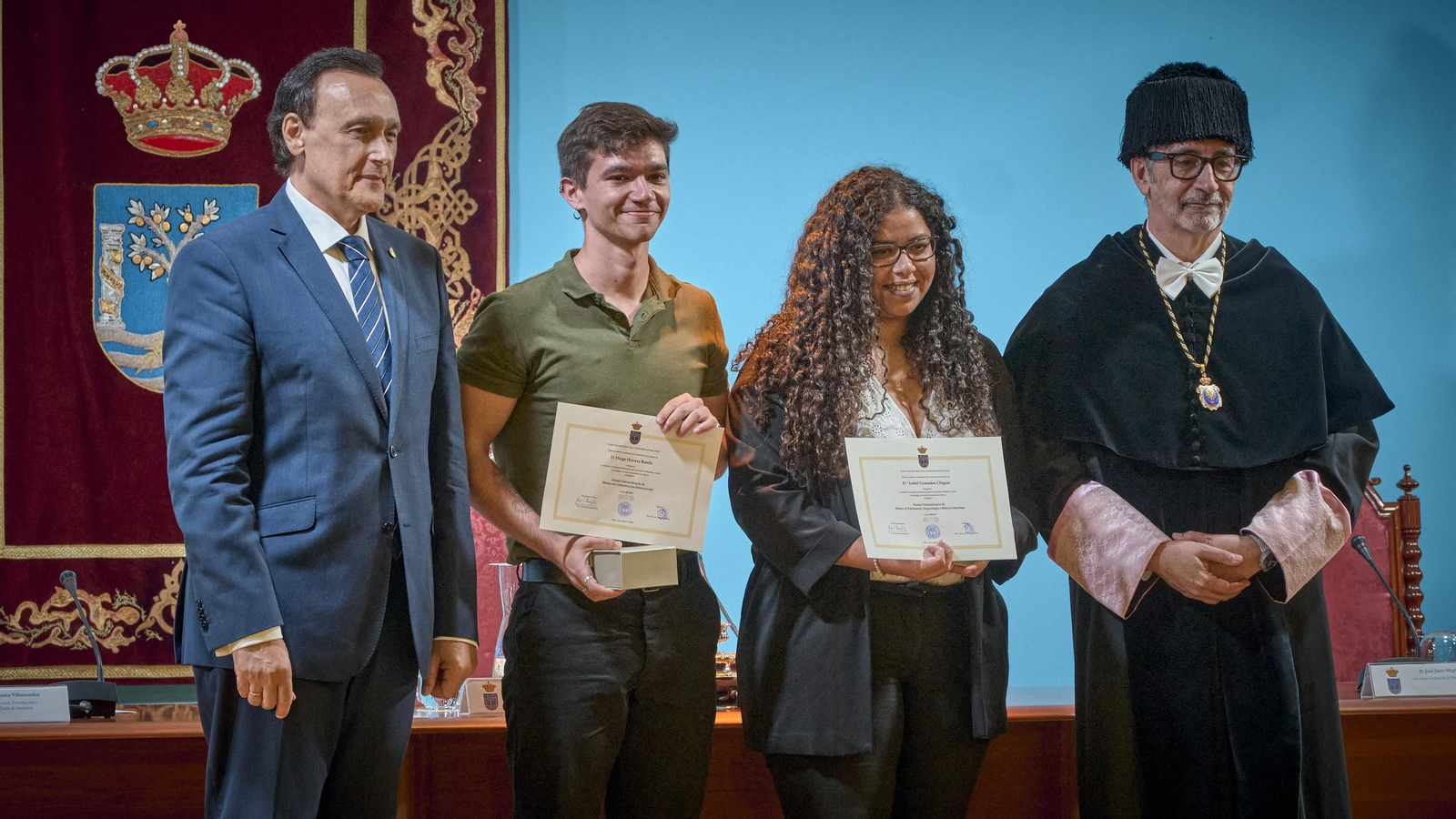 Entrega de premio extraordinarios de la UCA