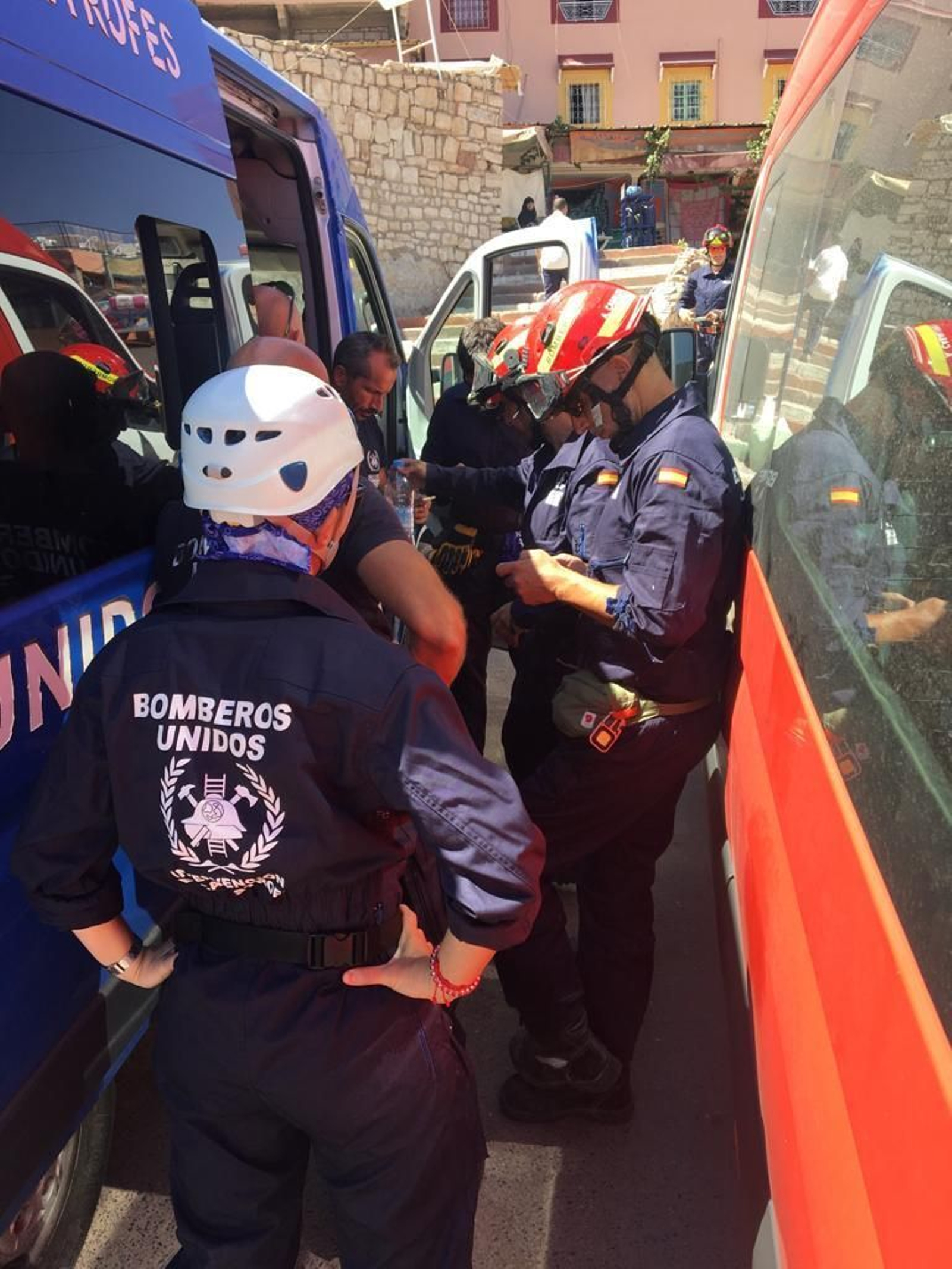 Primer día de los bomberos de Huelva en Marruecos