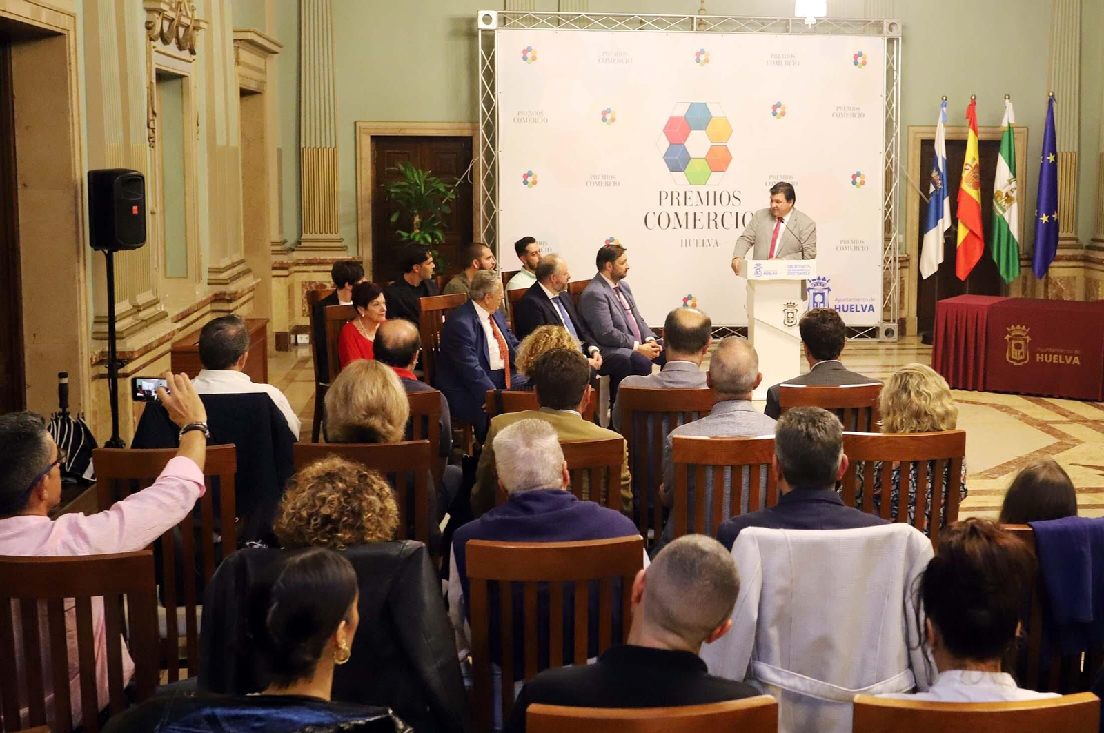 Imágenes de la entrega de los V Premios del Comercio de Huelva
