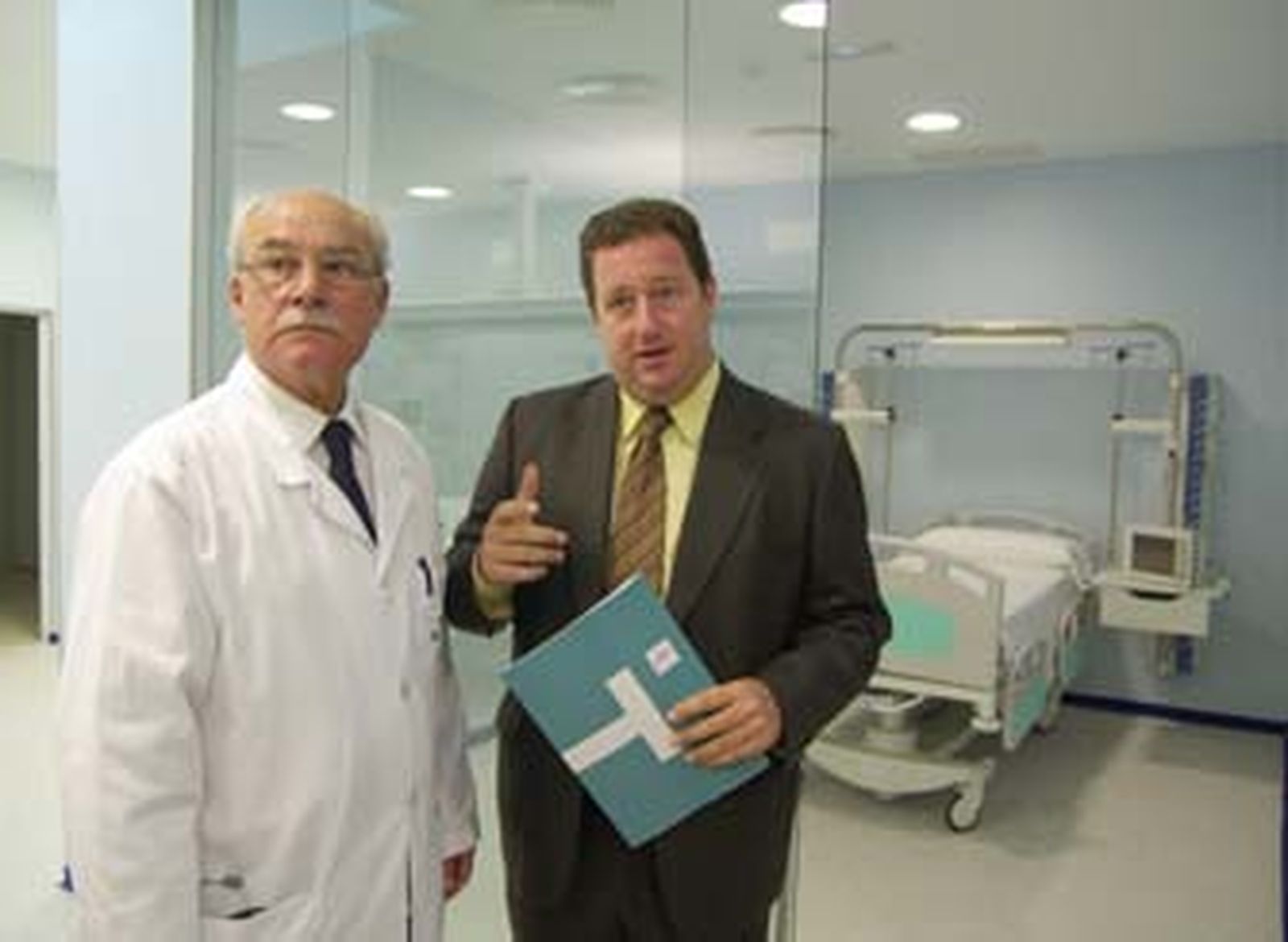 El Centro Dr. Burgos es el único en España con terminal multimedia de servicios personalizados para pacientes