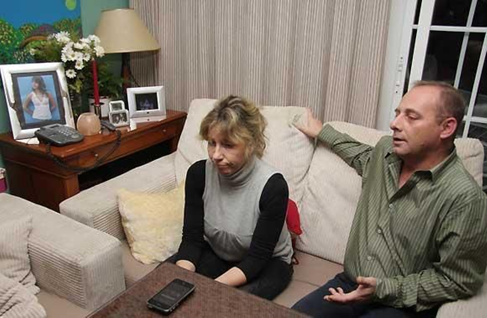 "A veces se me va la mano y pongo la mesa con cinco cubiertos"