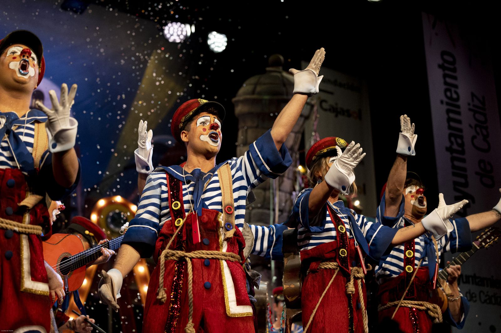 Comparsa 'Y seguimos cantando'