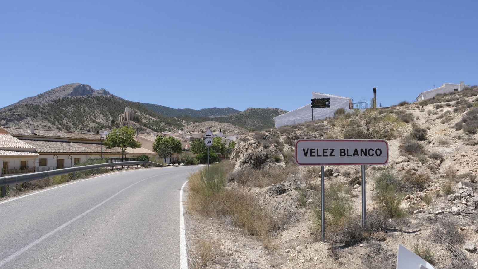 Las imágenes del Castillo de Vélez Blanco como nunca lo has visto