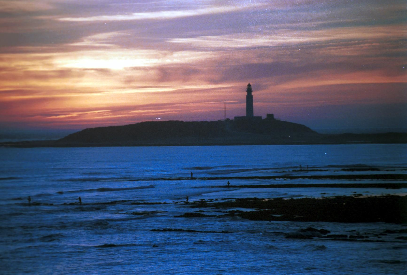 Un atardecer en el Faro de Trafalgar, en Barbate