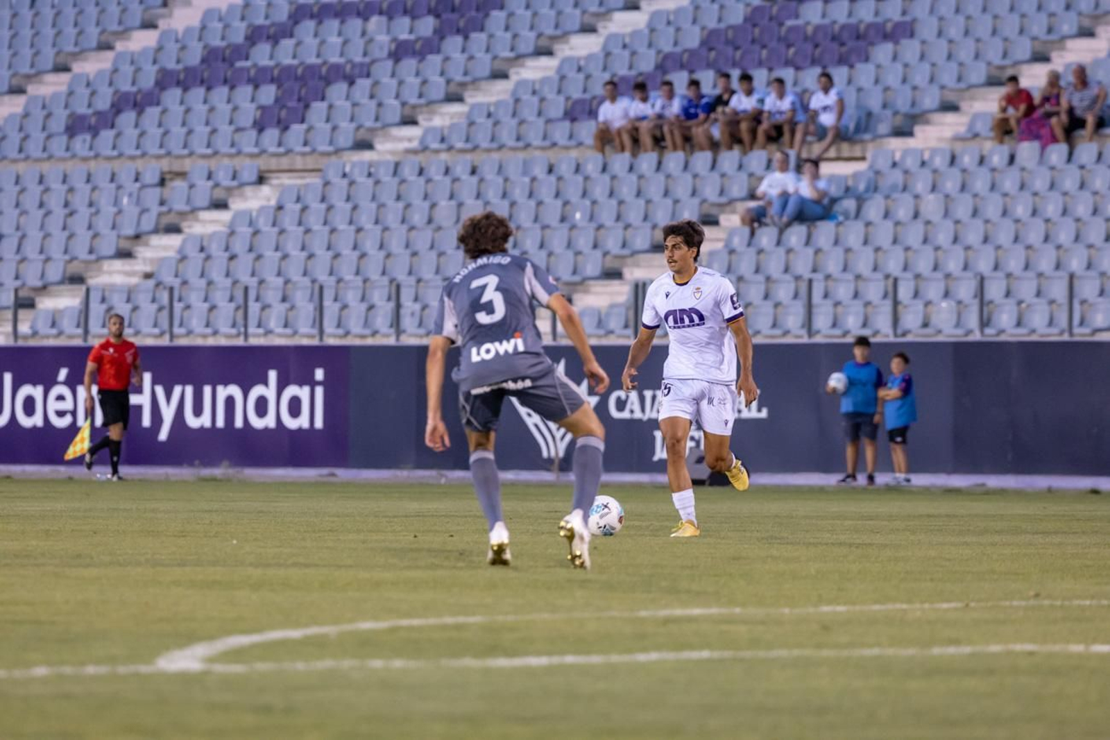 Las mejores imágenes del Real Jaén 3 - 2 Granada CF en el XLI Trofeo del Olivo