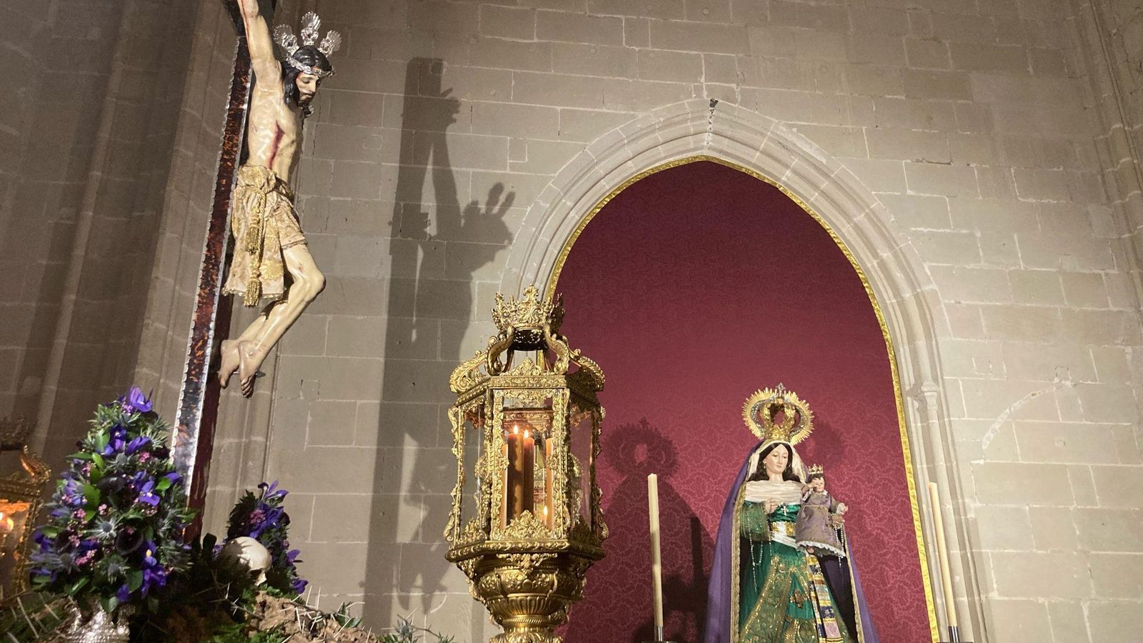 El Cristo del Calvario, en la iglesia de Santiago.