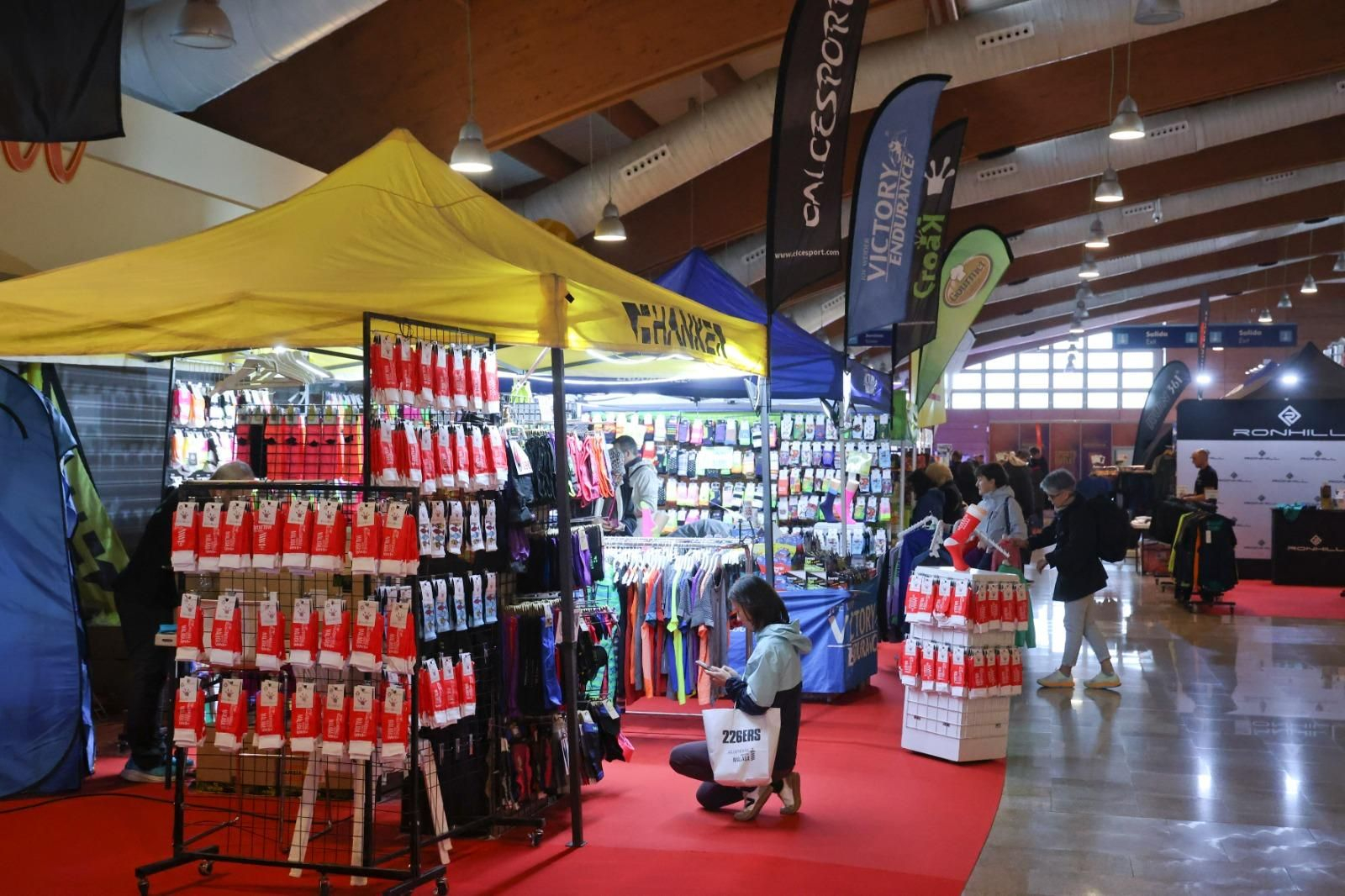La Feria del corredor del Maratón de Málaga 2025, en imágenes