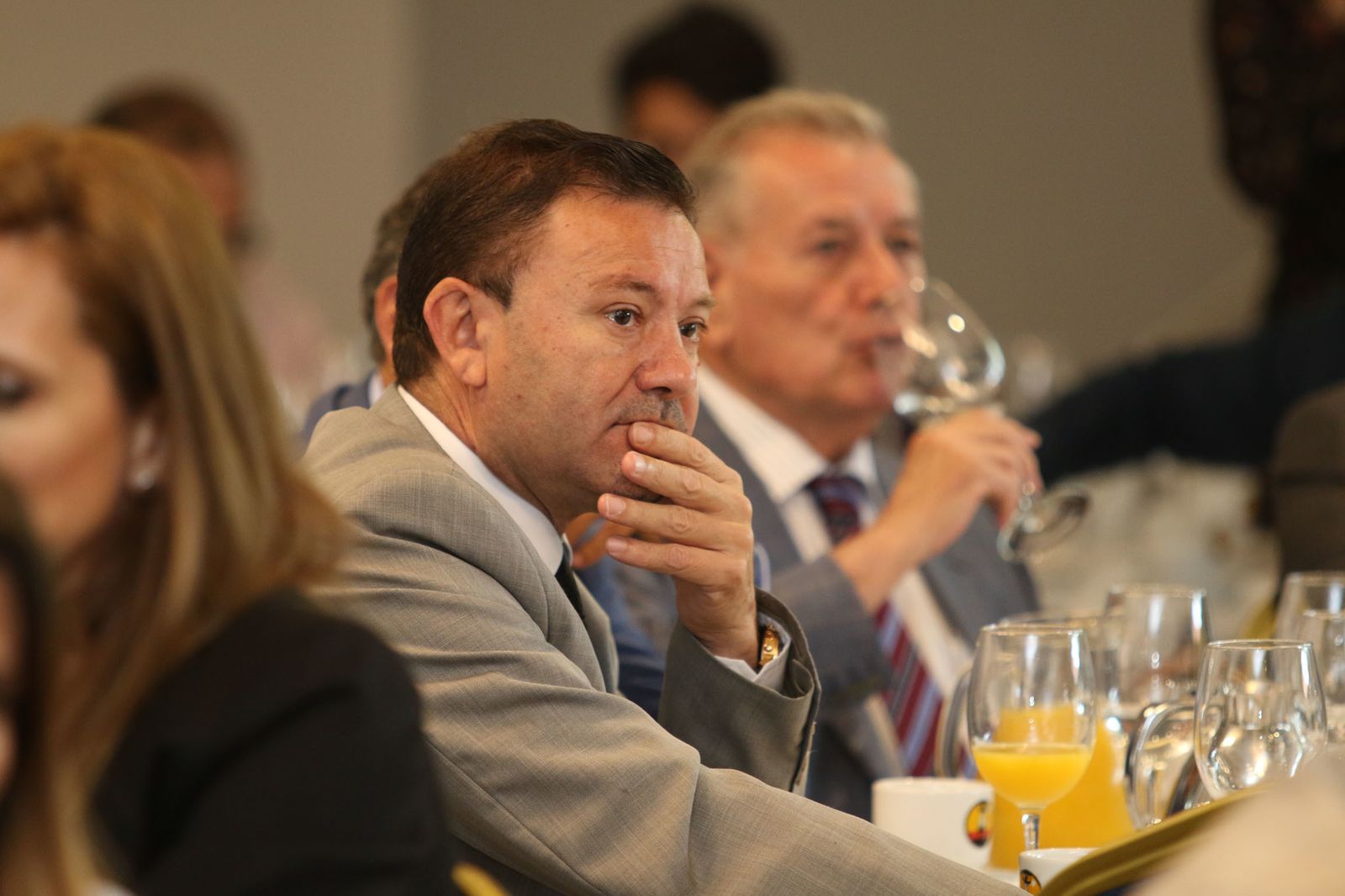 Las imágenes del Foro con el presidente de CEHAT