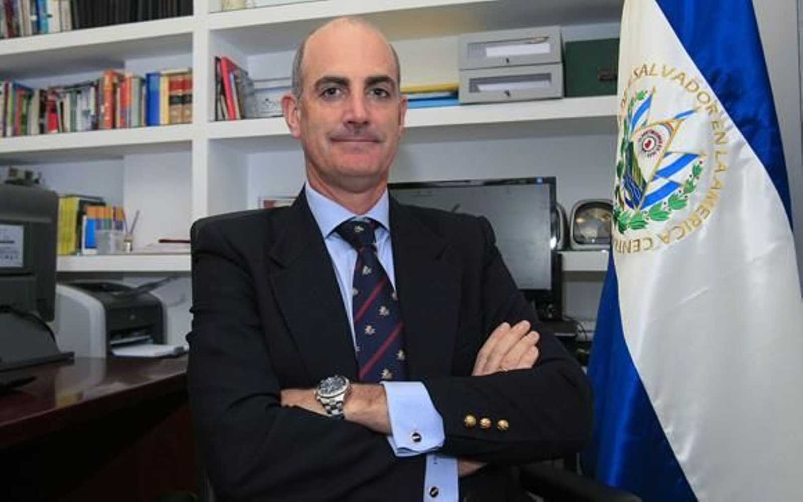 Ignacio de Cossío, cónsul honorario de El Salvador en Andalucía, artífice de la opción de que Mágico venga. Ignacio de Cossío, cónsul honorario de El Salvador en Andalucía, artífice de la opción de que Mágico venga.