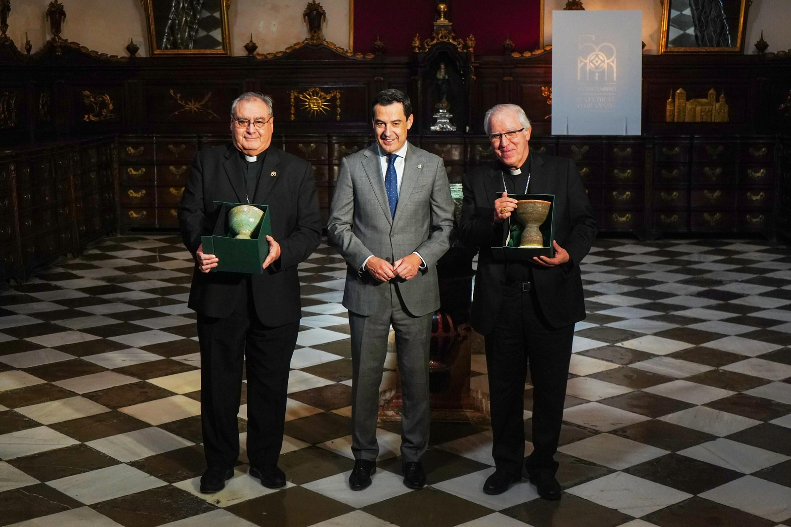 La Junta y la Iglesia crean la crean una comisión mixta 12 años después: las imágenes