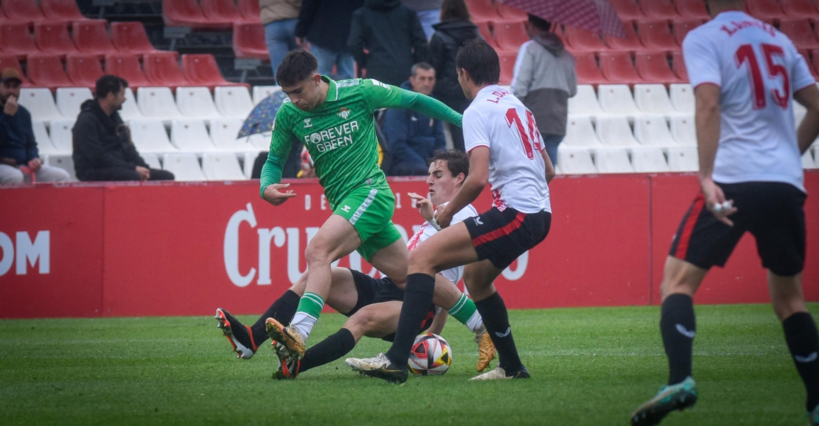 Las imágenes del Sevilla Atlético-Betis Deportivo