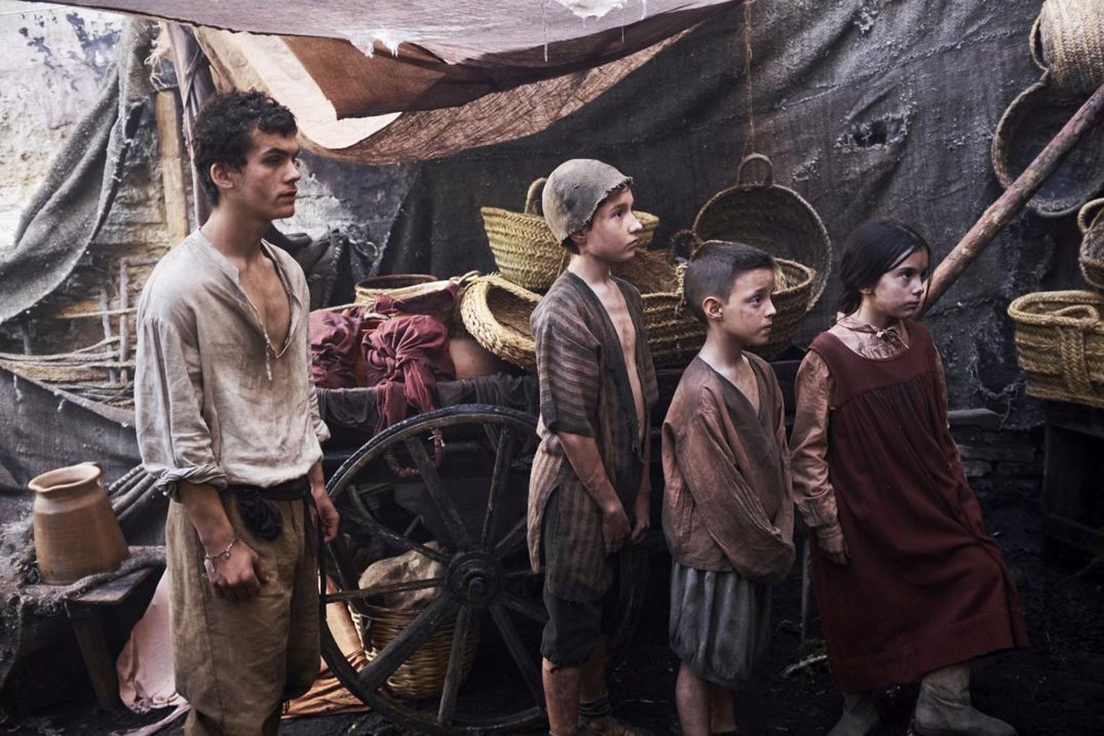 Los sevillanos de la serie 'La peste' de Movistar +