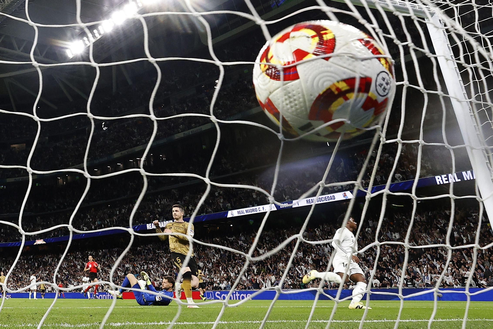 Las fotos del Real Madrid - Real Sociedad camino del Estadio de la Cartuja