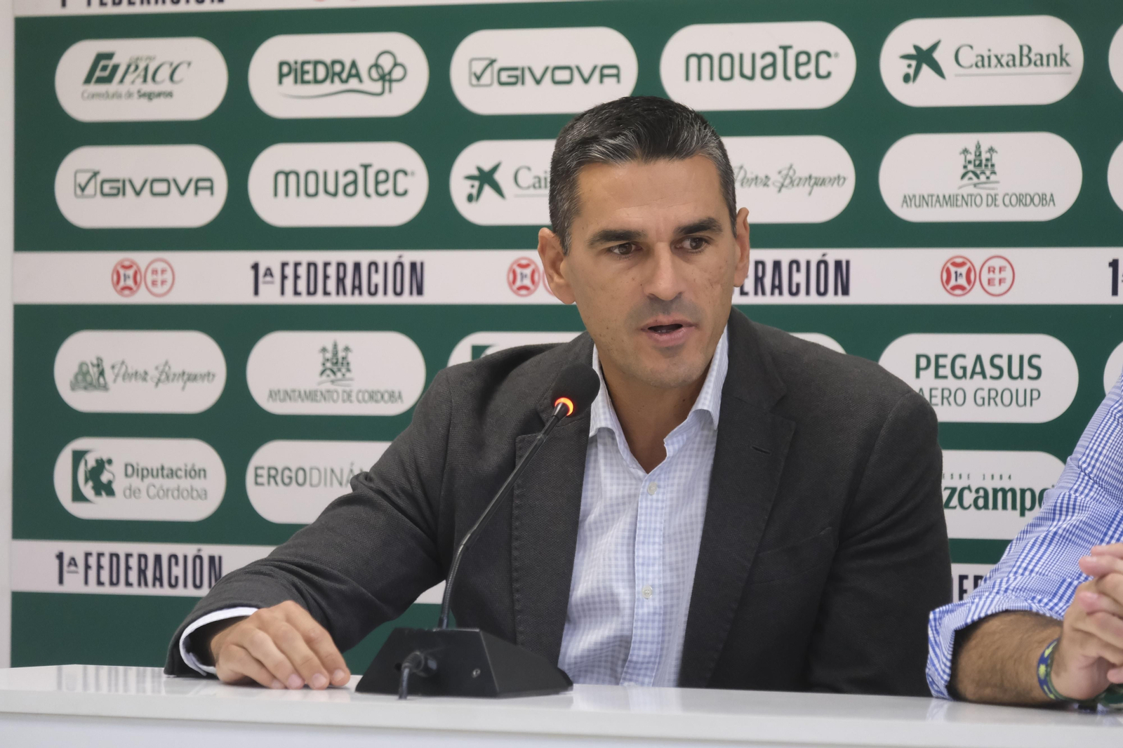 La renovación de Juanito y Germán Crespo con el Córdoba CF, en imágenes
