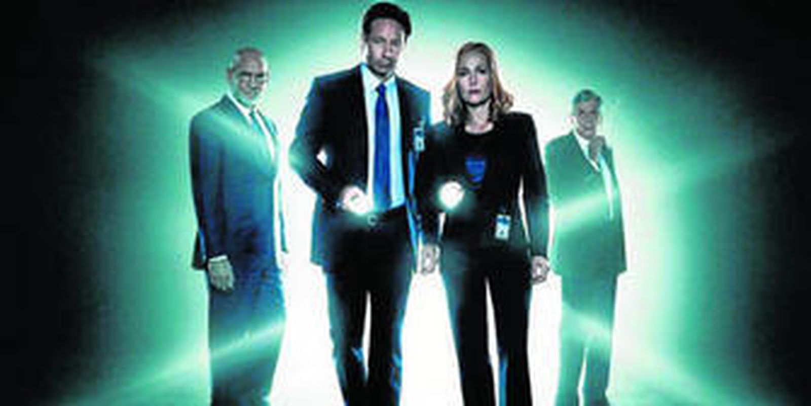 David Duchovny y Gilliam Anderson, Mulder y Scully, catorce años después, en la promoción de la nueva temporada de 'Expediente X'.