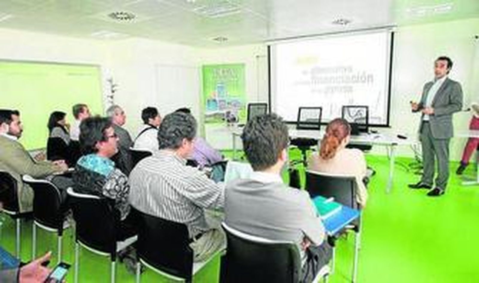 Jornada celebrada en el edificio Pitágoras del PITA.