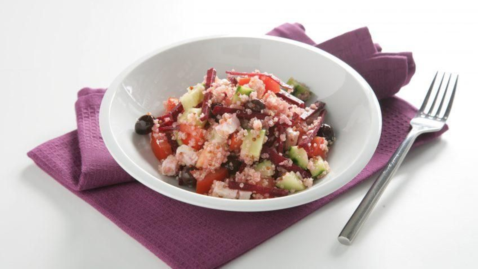 Receta deensalada de quinoa y remolacha