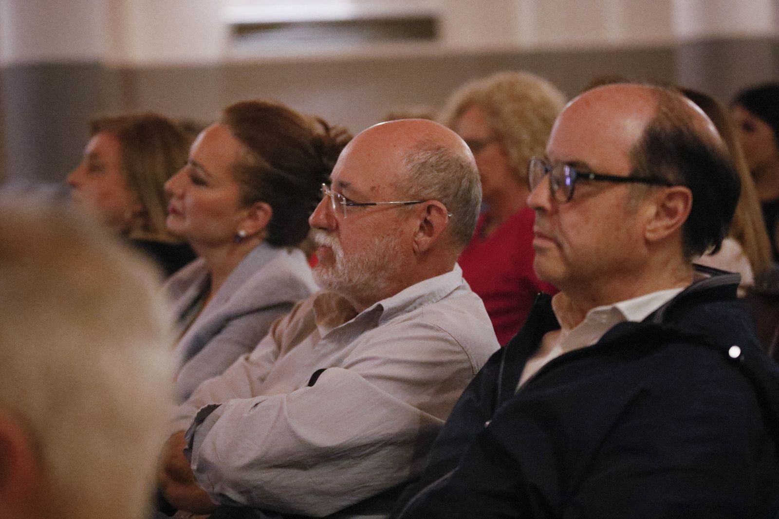 Imágenes del libro "La sombra de los sueños" de Gonzalo Giner