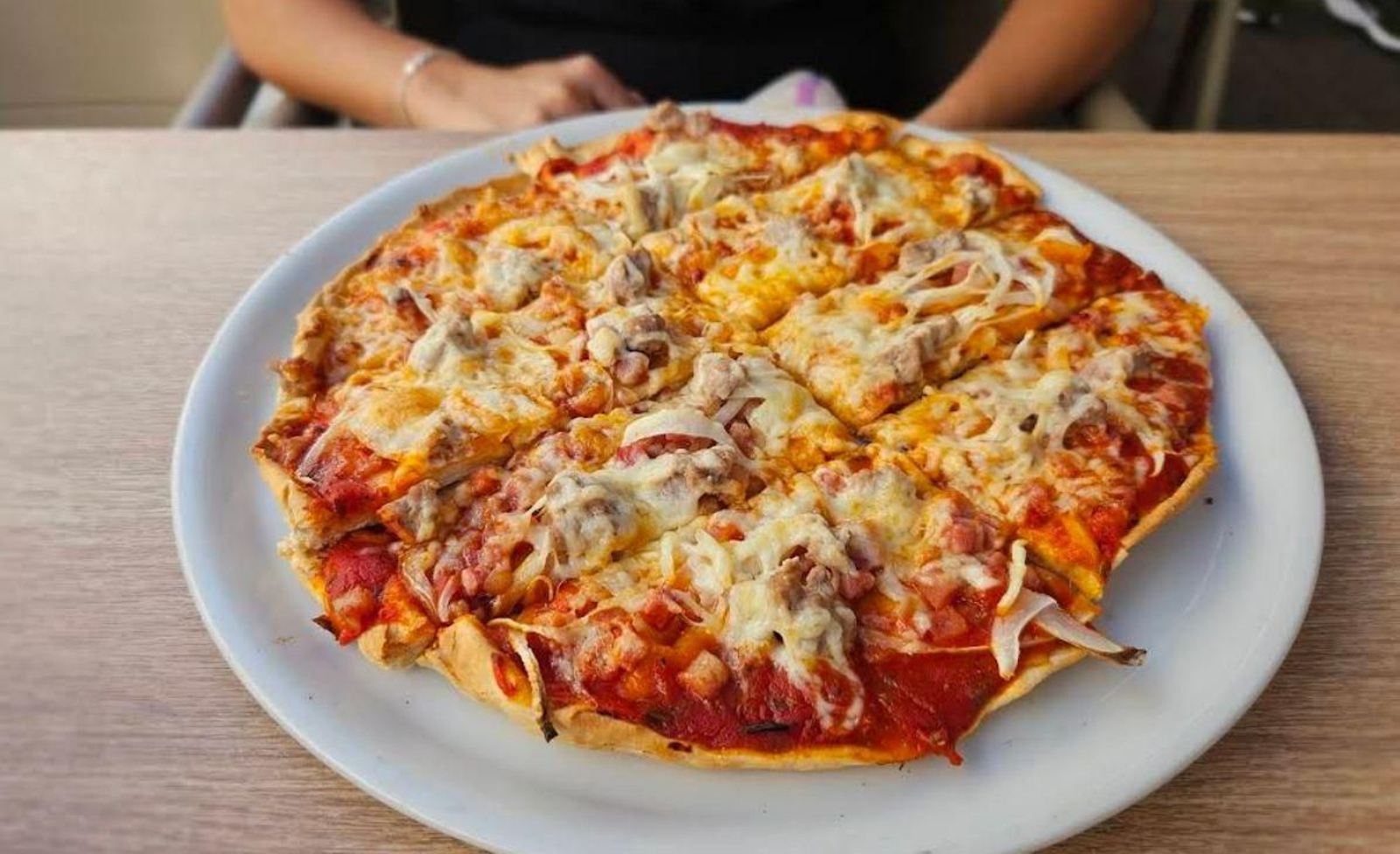 La pizza roteña es uno de los iconos de la ciudad y un intercambio de culturas La pizza roteña es uno de los iconos de la ciudad y un intercambio de culturas