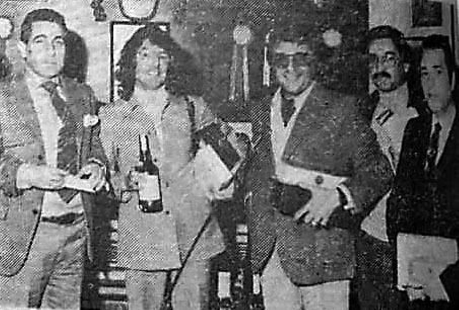 En la inmagen, Pascual Iranzo, el 'peluquero del rey', al que el golpe le sorprendió en Jerez, donde pasó unos días invitado por el también peluquero José 'Pepe' Castaño.