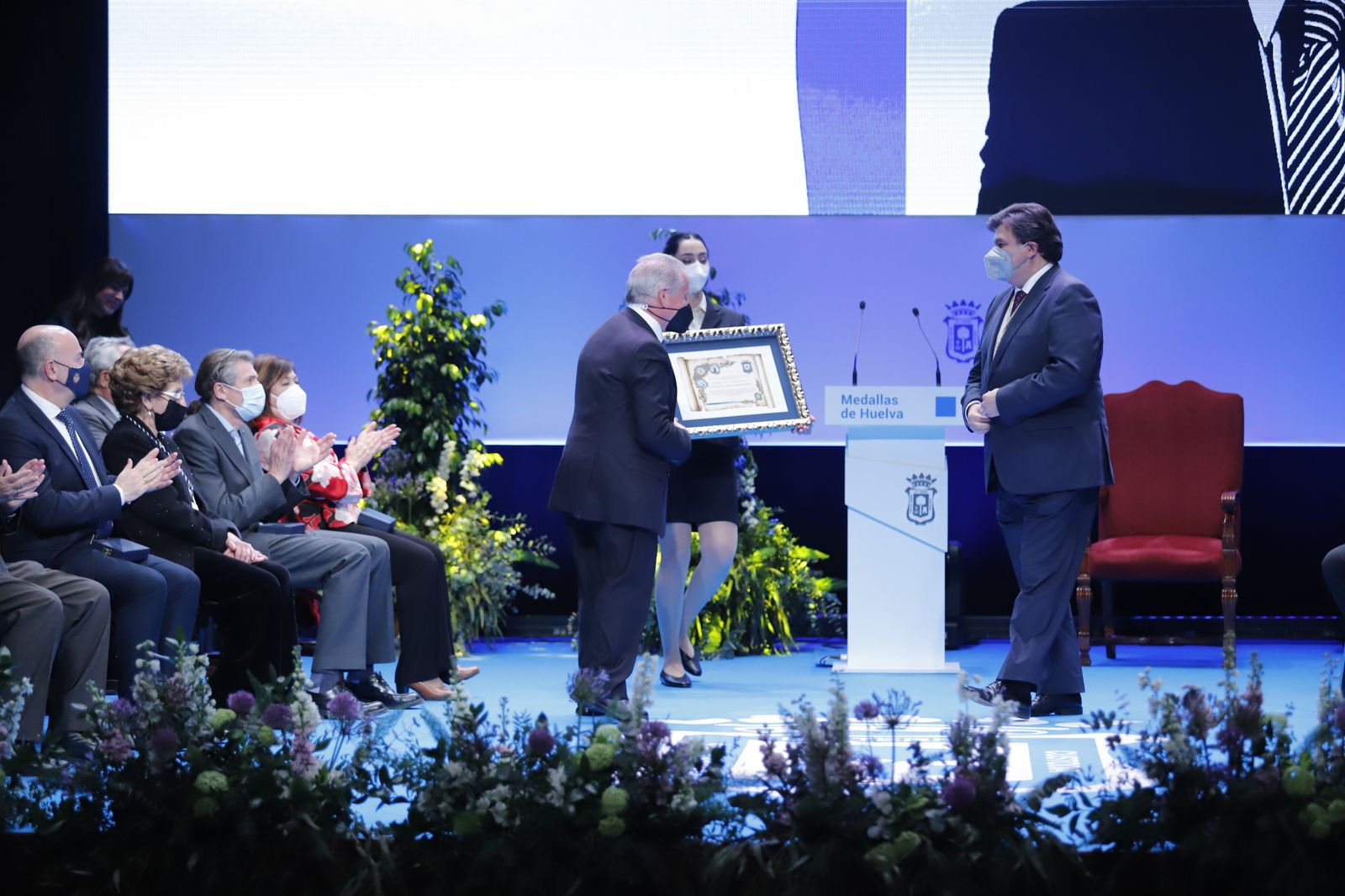 Imágenes de la entrega de Hijo Predilecto y de Hijos Adoptivos de Huelva