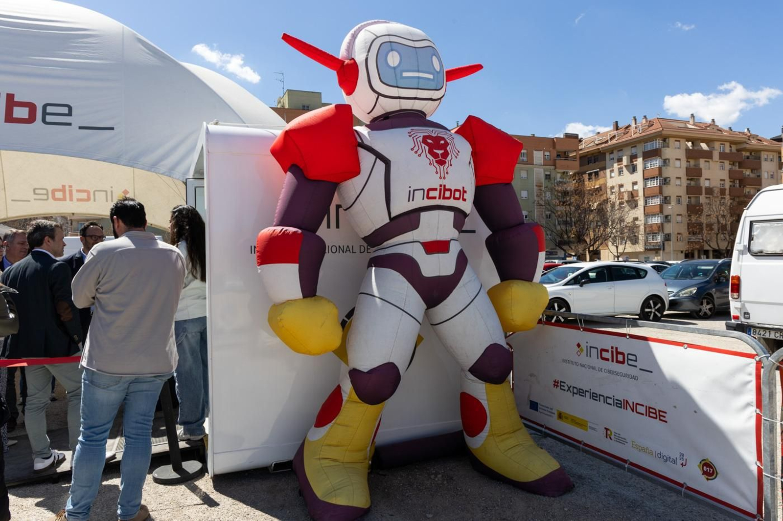 Visita el espacio 'Roadshow' Experiencia Incibe