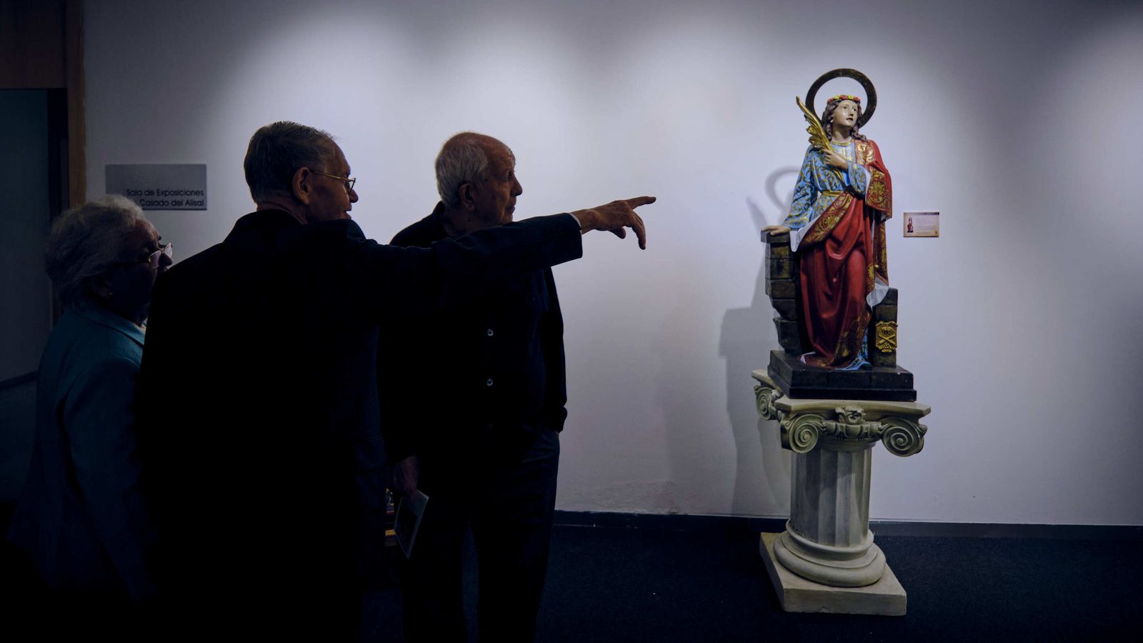 Exposición de  las imágenes relativas a Santa Barbaraque se custodian en las dependencias que el RACTA-4