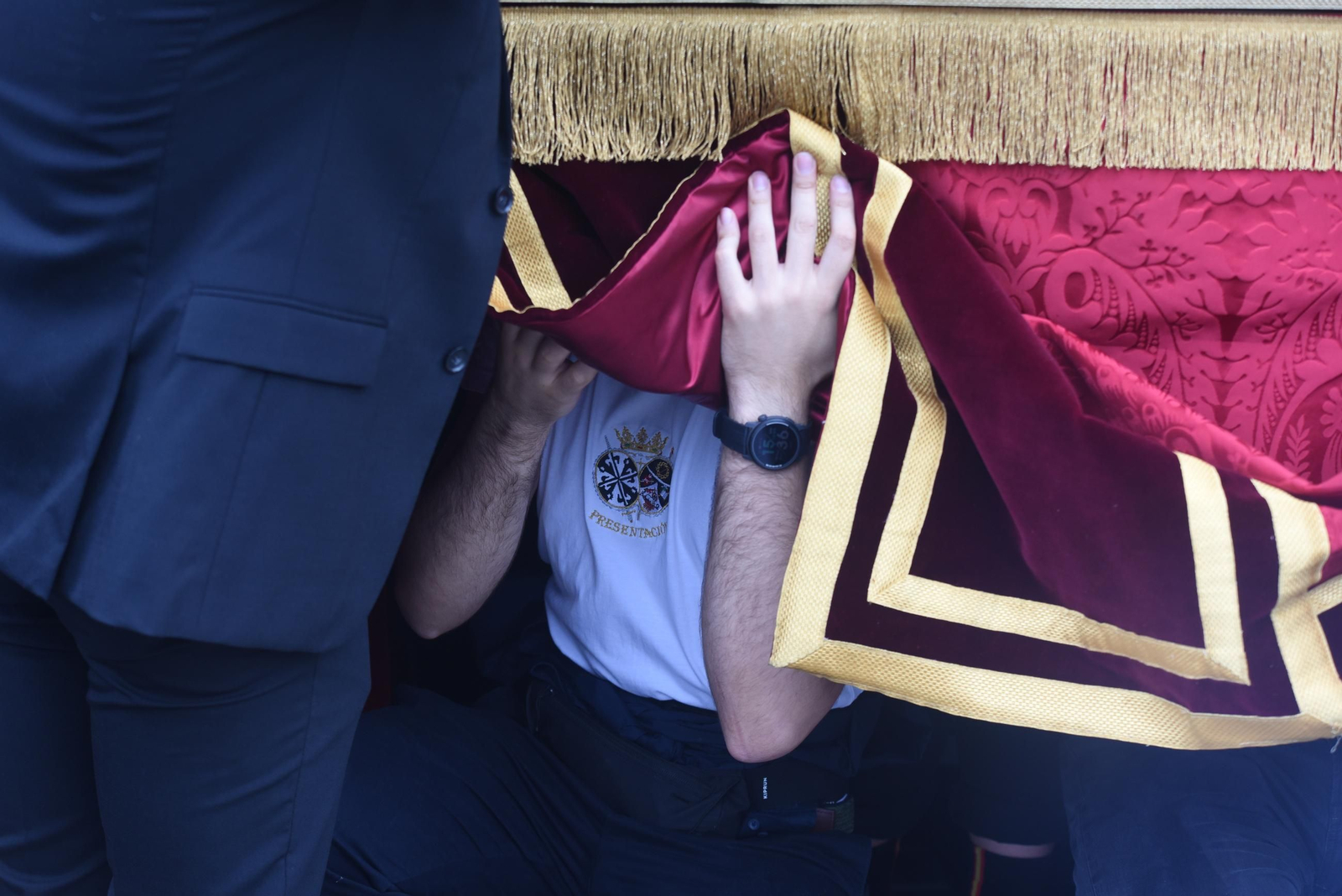 Las mejores imágenes de la procesión Presentación al Pueblo en Córdoba