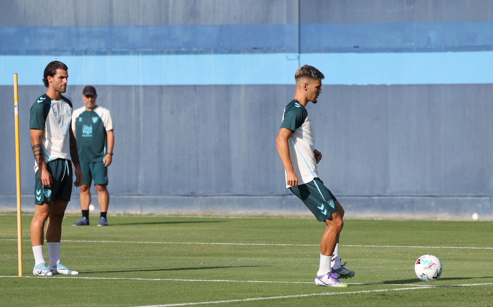 Eneko Jauregi se ejercita en su primer día como jugador del Málaga CF