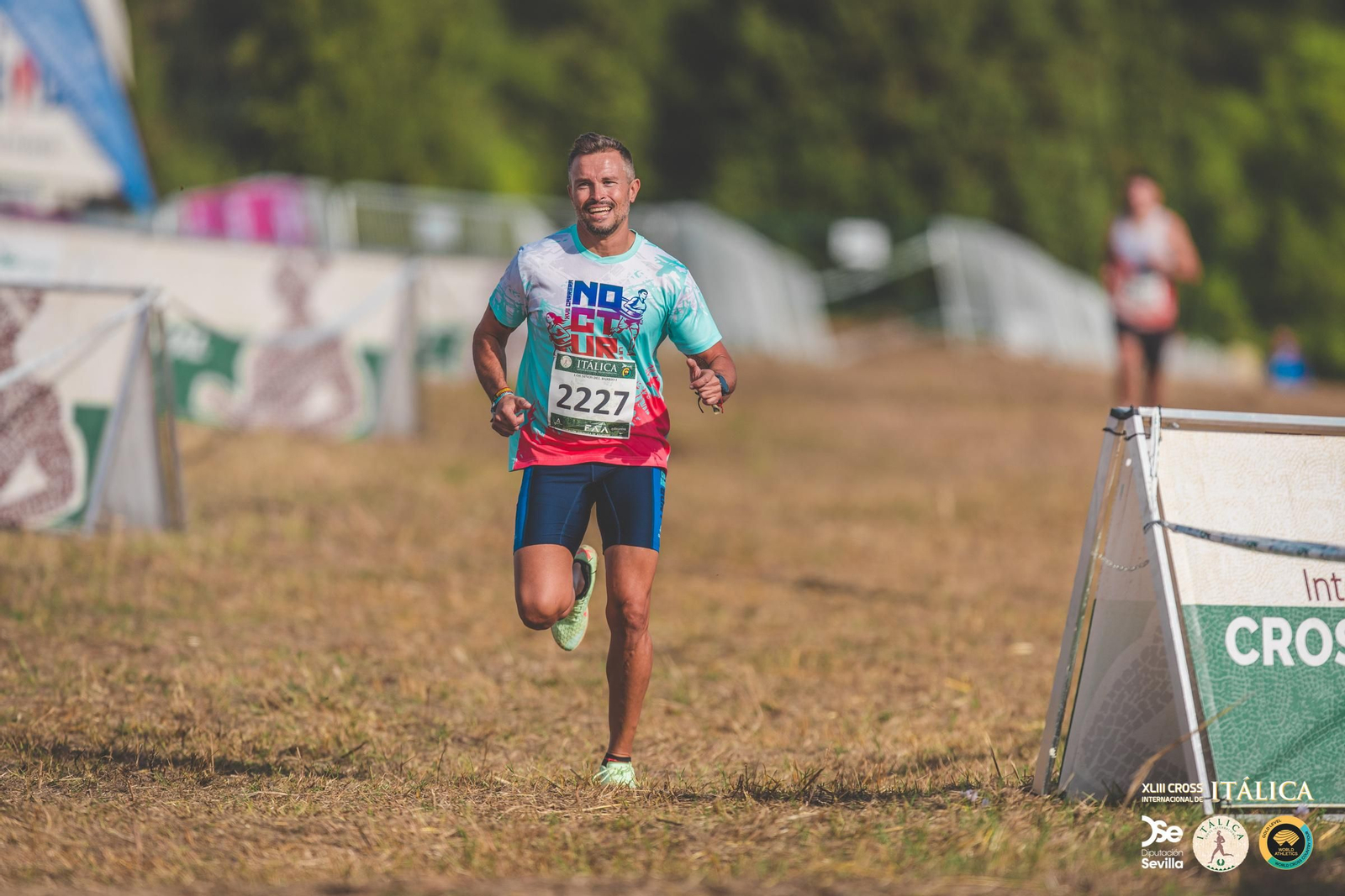 Búscate en las fotos del Cross de Itálica 2025 | 3