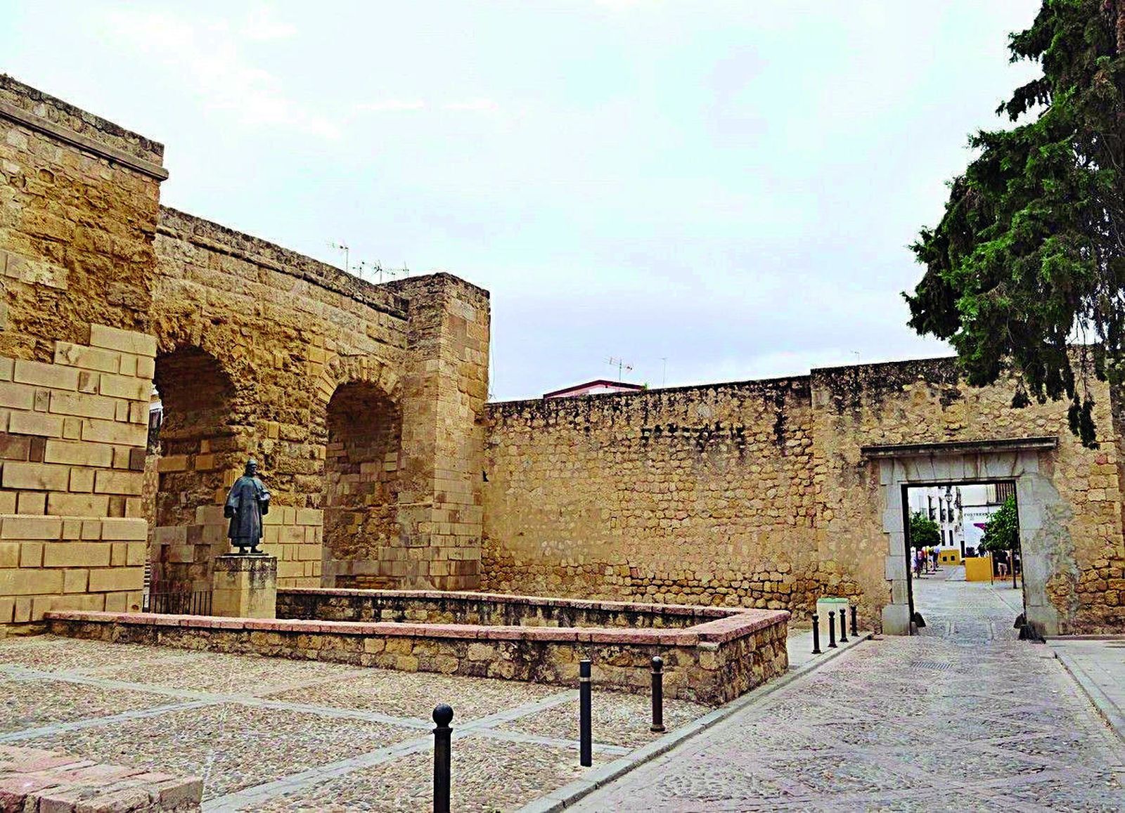 Puerta de Sevilla